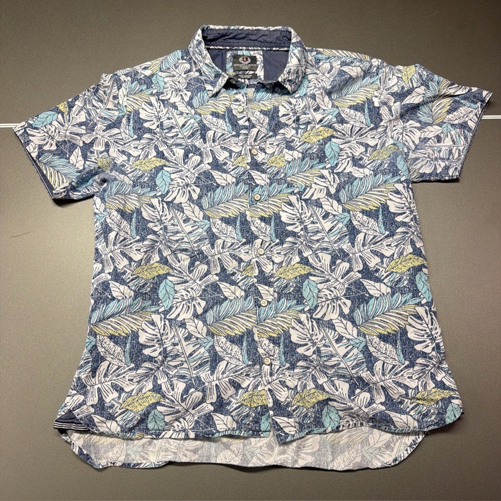 Stitches & Rivets Mens Medium Blue Tropical Leaf Print‎ Short Sleeve Button Down